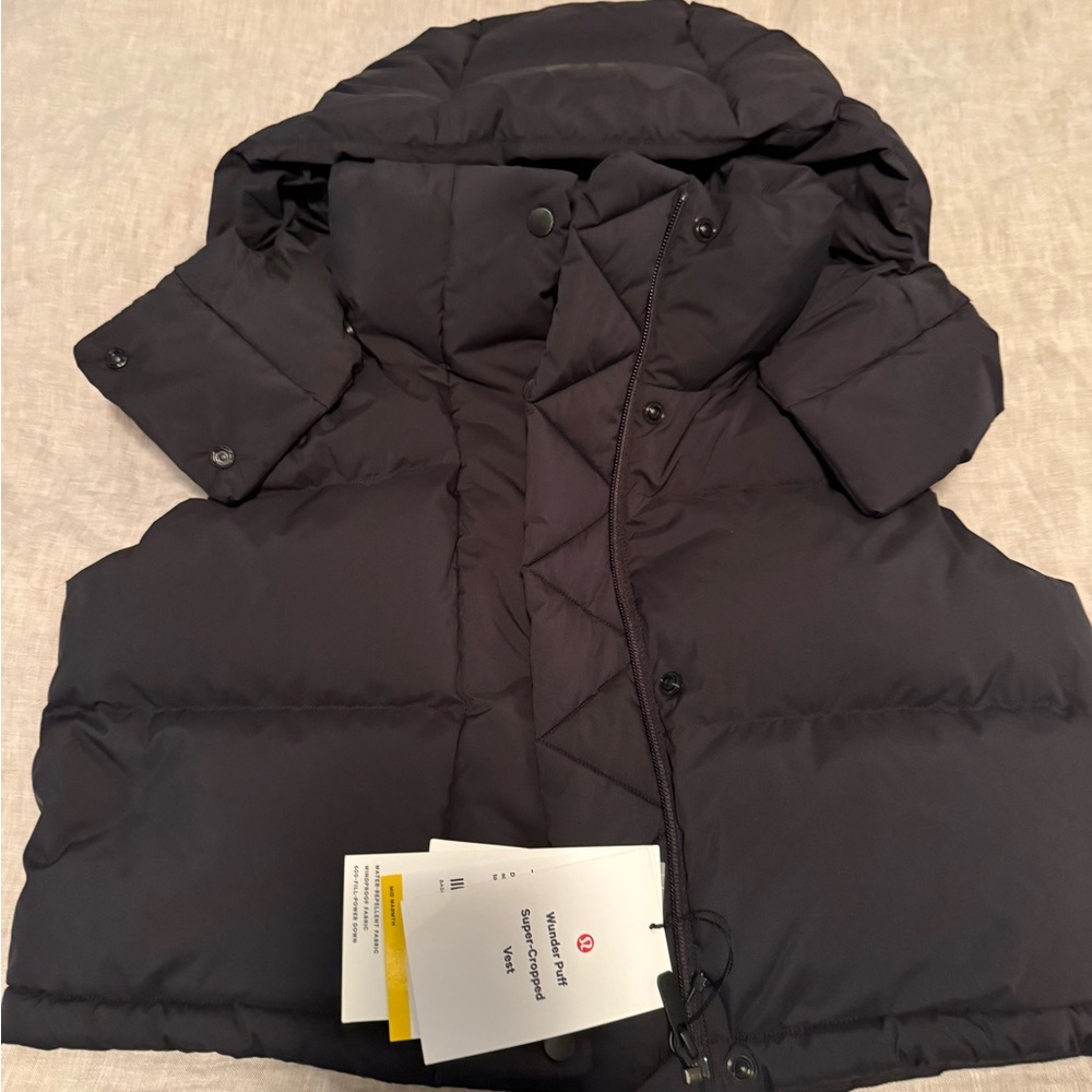 lululemon athletica Super Cropped Black Puffer Vest with Hood
